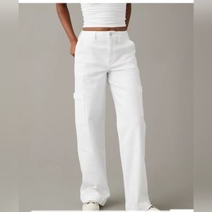 American Eagle Size 00 White Cargo